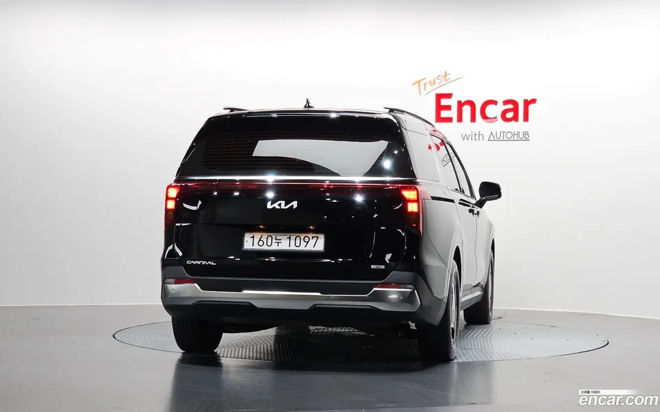 Kia Carnival HEV 9 2024 — миниатюра 4