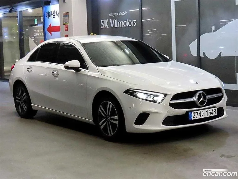 Mercedes-Benz A-Class A220 2022 — фото 1, купить с доставкой в Москву