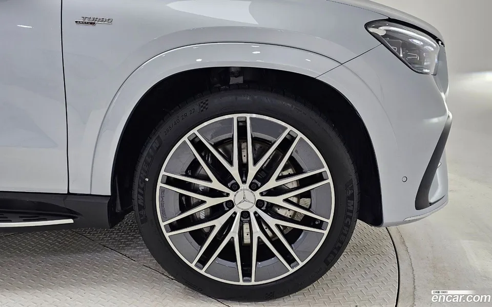 Mercedes-Benz GLE-Class AMG GLE53 4MATIC+ 2025 — миниатюра 5