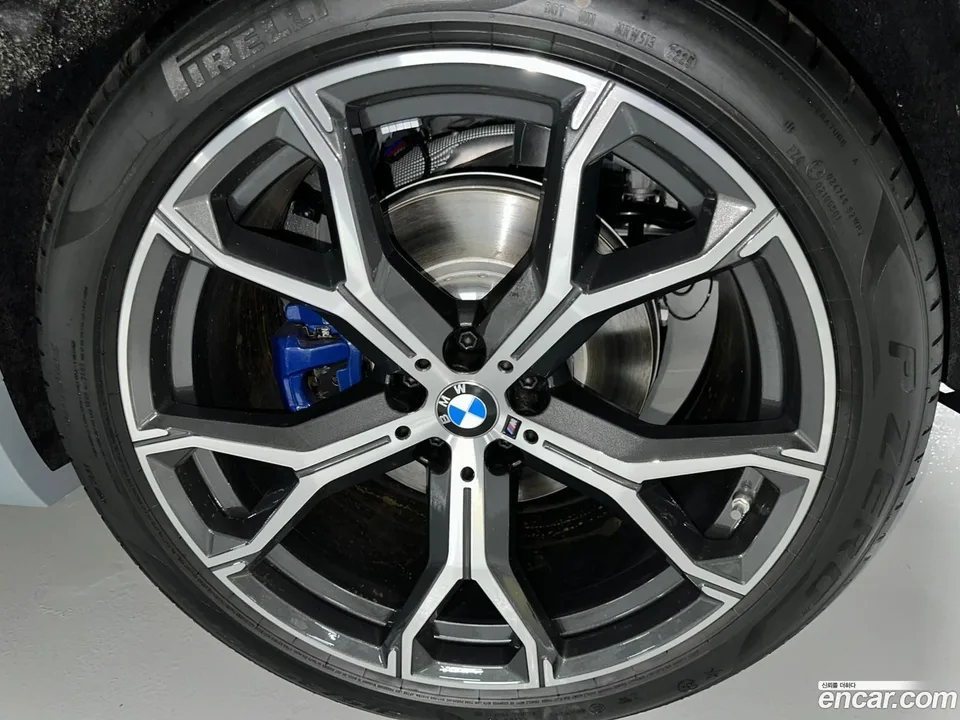 BMW X5 xDrive 40i M 2025 — миниатюра 2