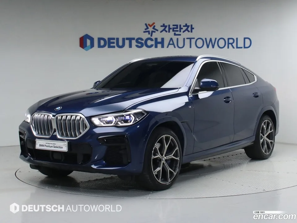 BMW X6 xDrive30d M 2023 — фото 1, купить с доставкой в Москву