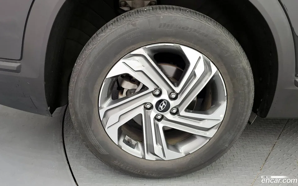 Hyundai SantaFe 2.5T 2WD 2023 — миниатюра 2