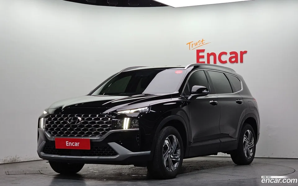 Hyundai SantaFe 2.5T 2WD 2023 — фото 1, купить с доставкой в Москву