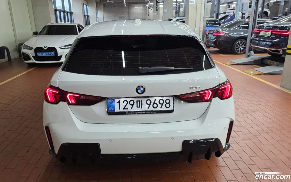 BMW 1 Series 120 M 2025 — миниатюра 4