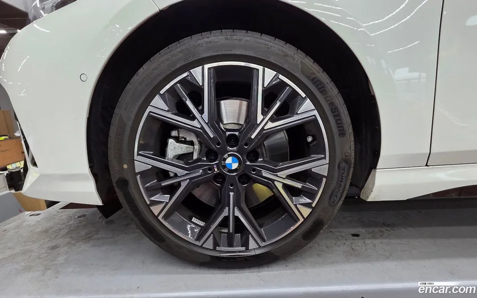 BMW 1 Series 120 M 2025 — миниатюра 5