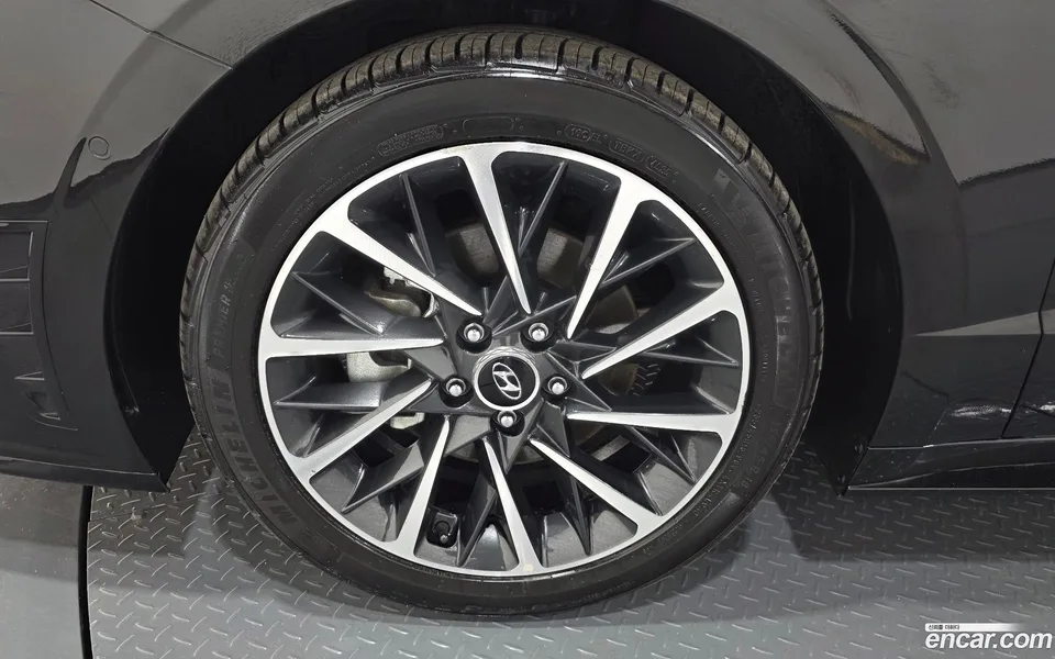 Hyundai Sonata 2.0 2022 — миниатюра 2