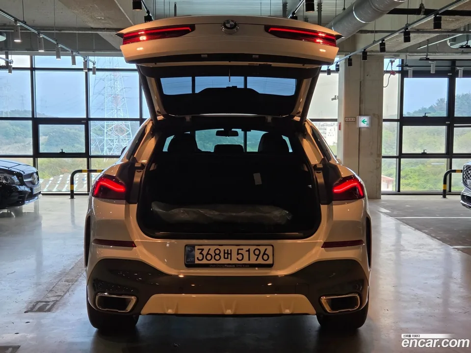 BMW X6 xDrive40i M 2025 — миниатюра 5