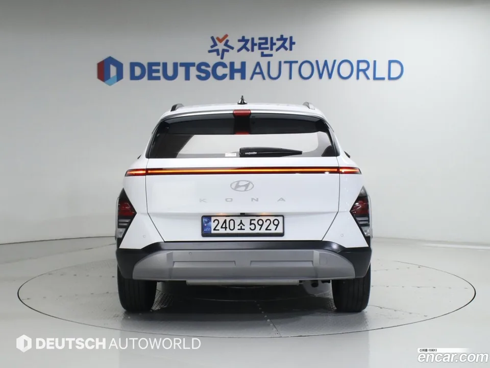 Hyundai Kona 2.0 2WD 2024 — миниатюра 4