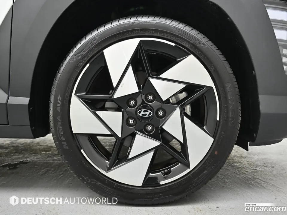 Hyundai Kona 2.0 2WD 2024 — миниатюра 5