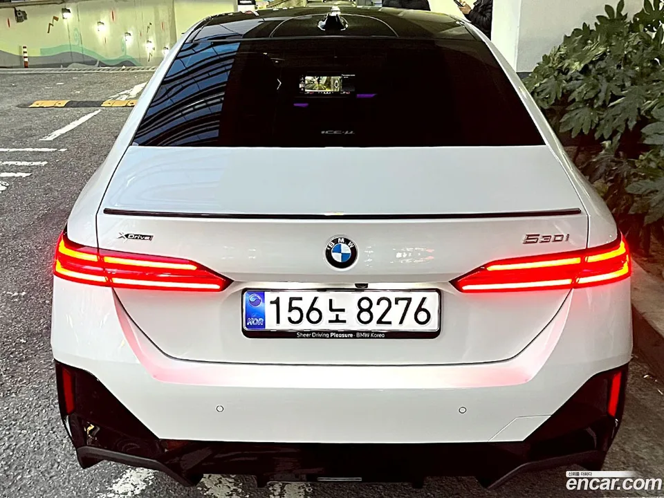 BMW 5 Series 530i xDrive M 2025 — миниатюра 2