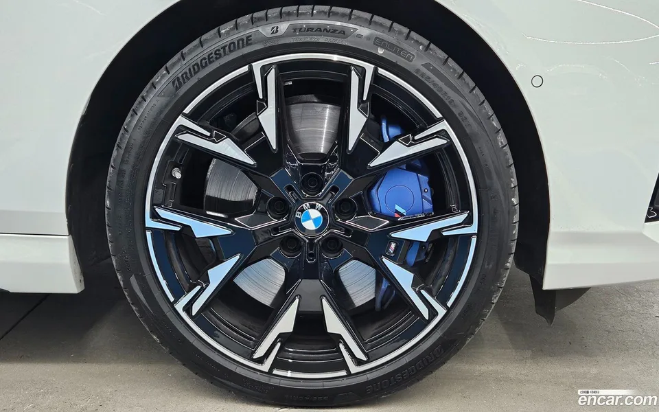 BMW 2 Series Gran Coupe 228 xDrive M 2025 — миниатюра 2