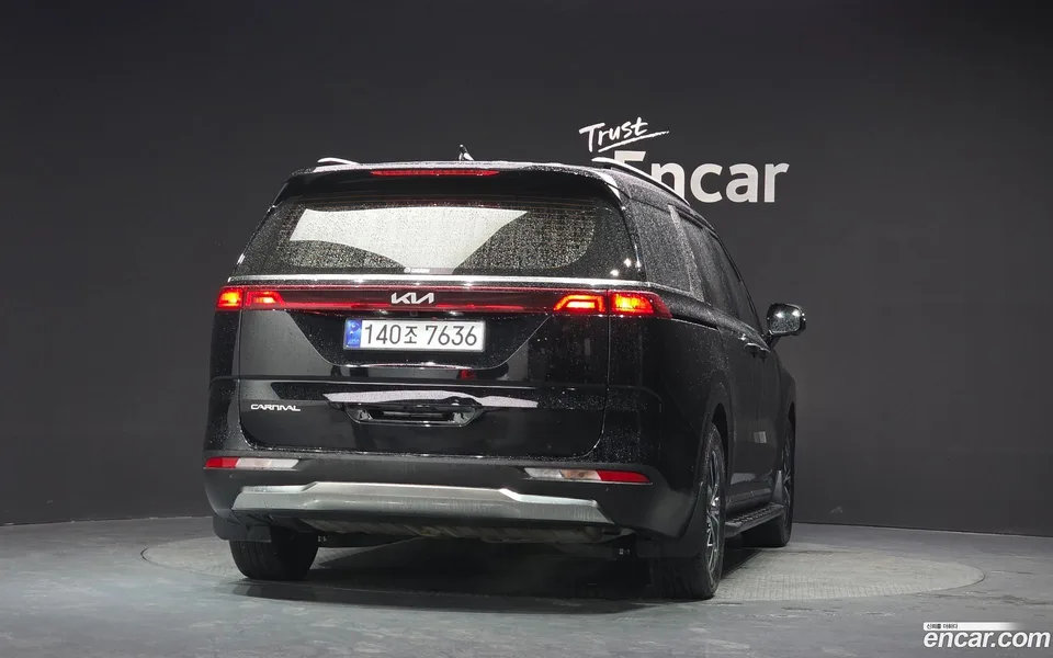 Kia Carnival 9 2022 — миниатюра 4
