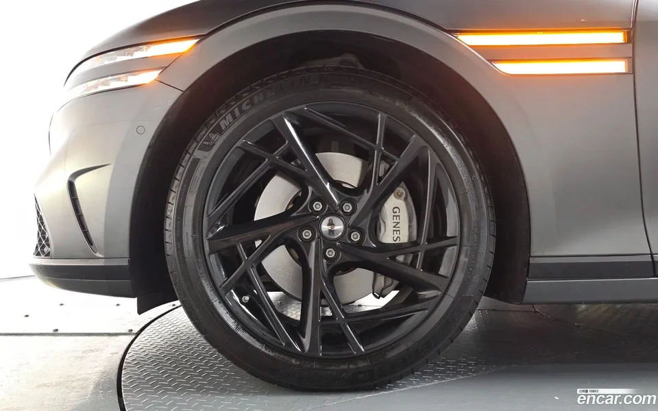 Genesis G90 3.5 AWD 2022 — миниатюра 5
