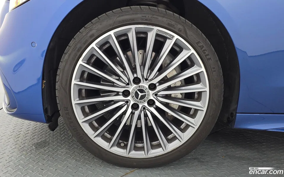 Mercedes-Benz C-Class C300 AMG Line 2022 — миниатюра 2