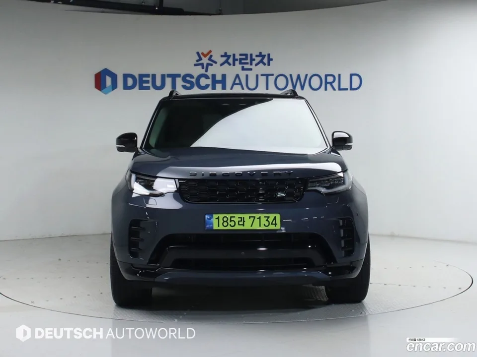 Land Rover Discovery D350 HSE 2025 — миниатюра 3