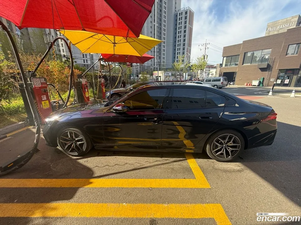BMW i5 eDrive 40 M 2026 — миниатюра 3