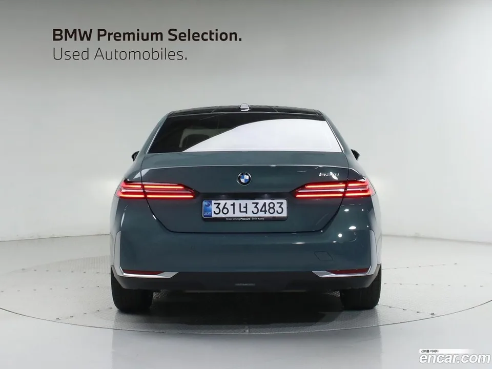 BMW 5 Series 520i 2025 — миниатюра 4