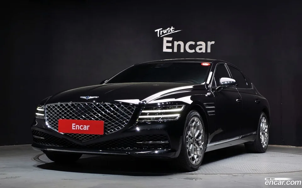 Genesis G80 2.5 2WD 2023 — фото 1, купить с доставкой в Москву
