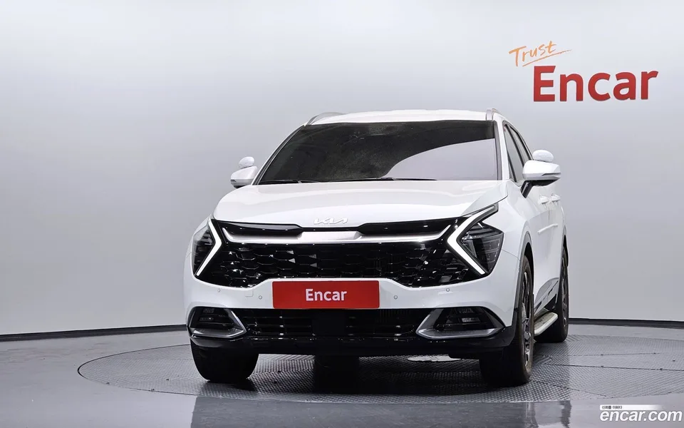 Kia Sportage 1.6 2WD 2023 — миниатюра 3