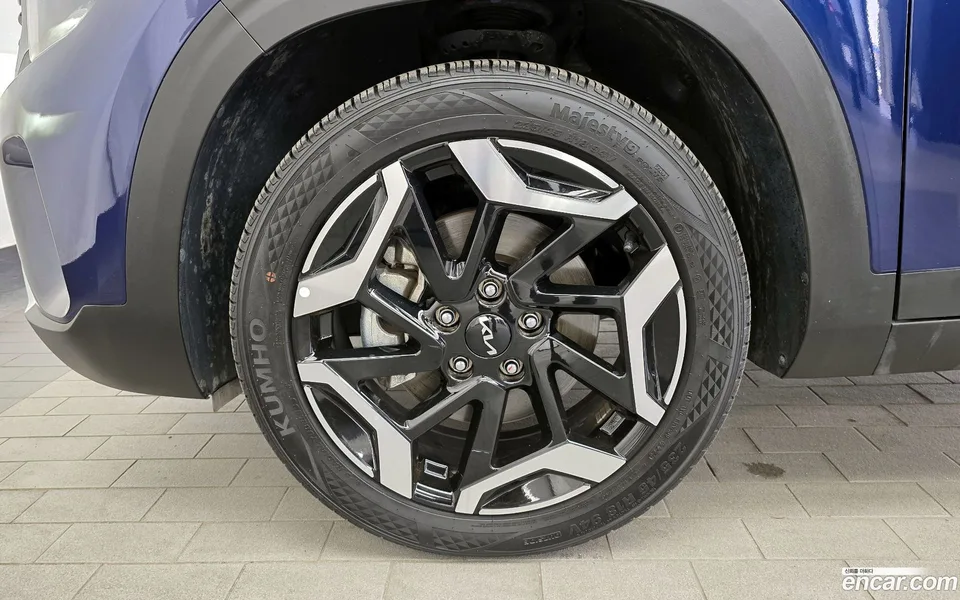 Kia Seltos 1.6 2WD 2023 — миниатюра 5