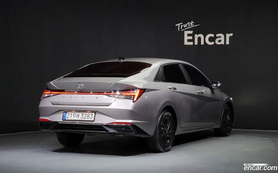 Hyundai Avante 1.6 2023 — миниатюра 2