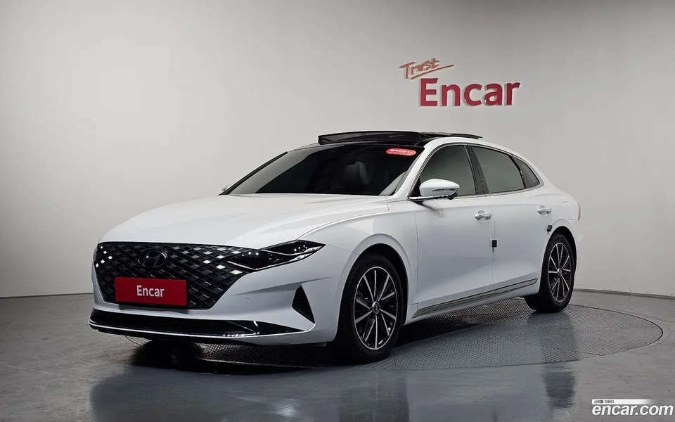 Hyundai Grandeur IG 2.5 2022 — фото 1, купить с доставкой в Москву