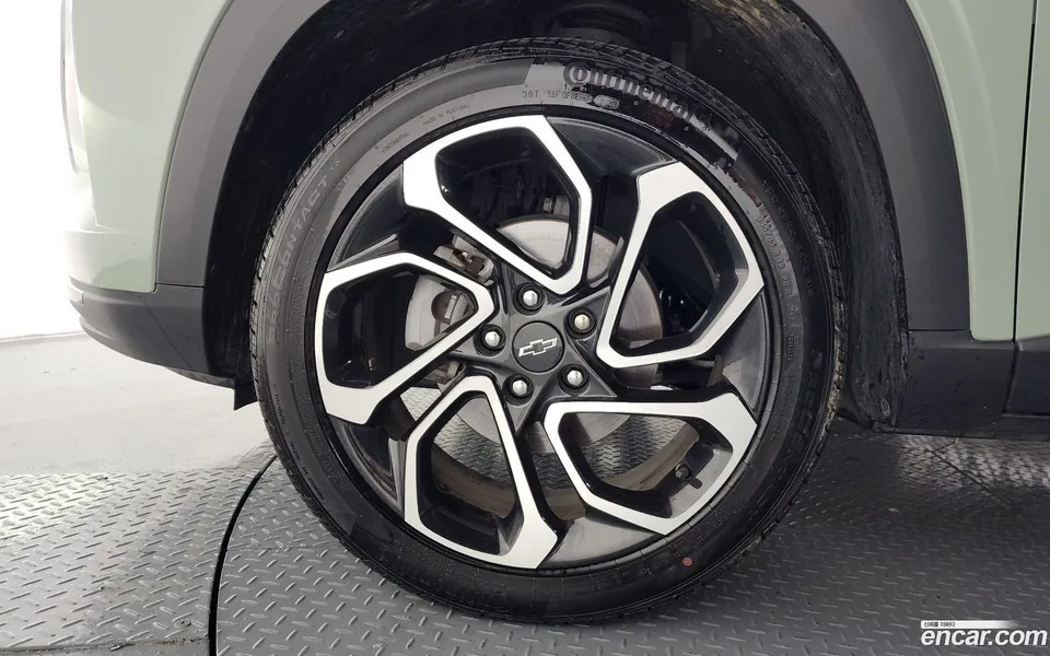 Chevrolet Trax Crossover 1.2 RS 2023 — миниатюра 5