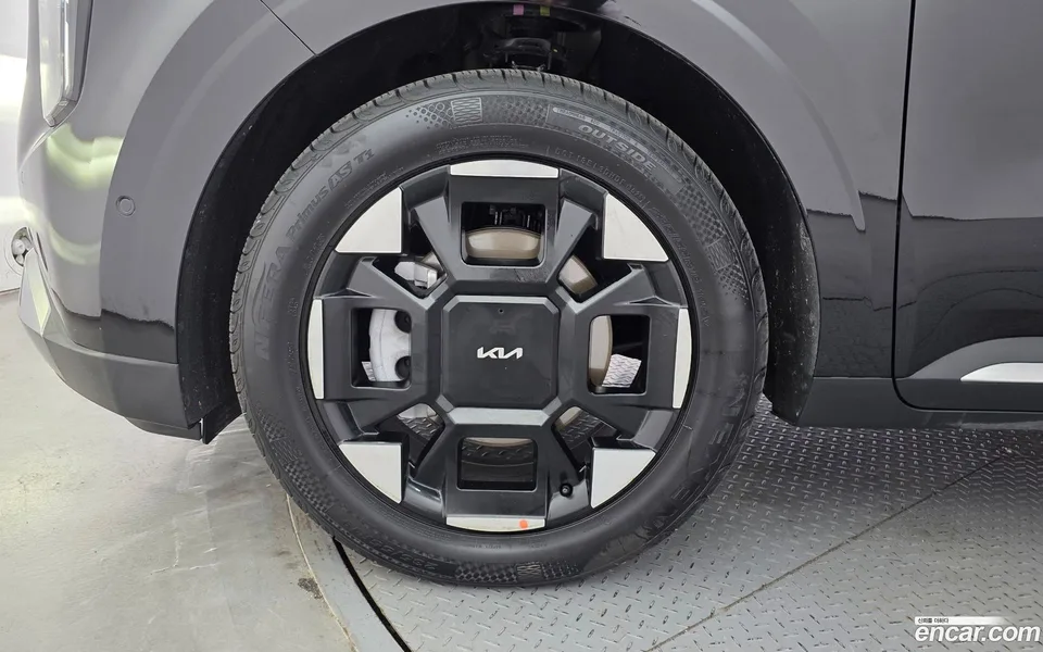 Kia Carnival HEV 9 2025 — миниатюра 5