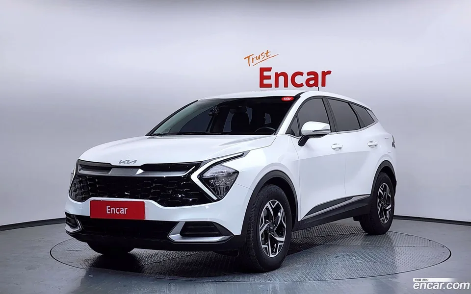 Kia Sportage 1.6 2WD 2022 — фото 1, купить с доставкой в Москву