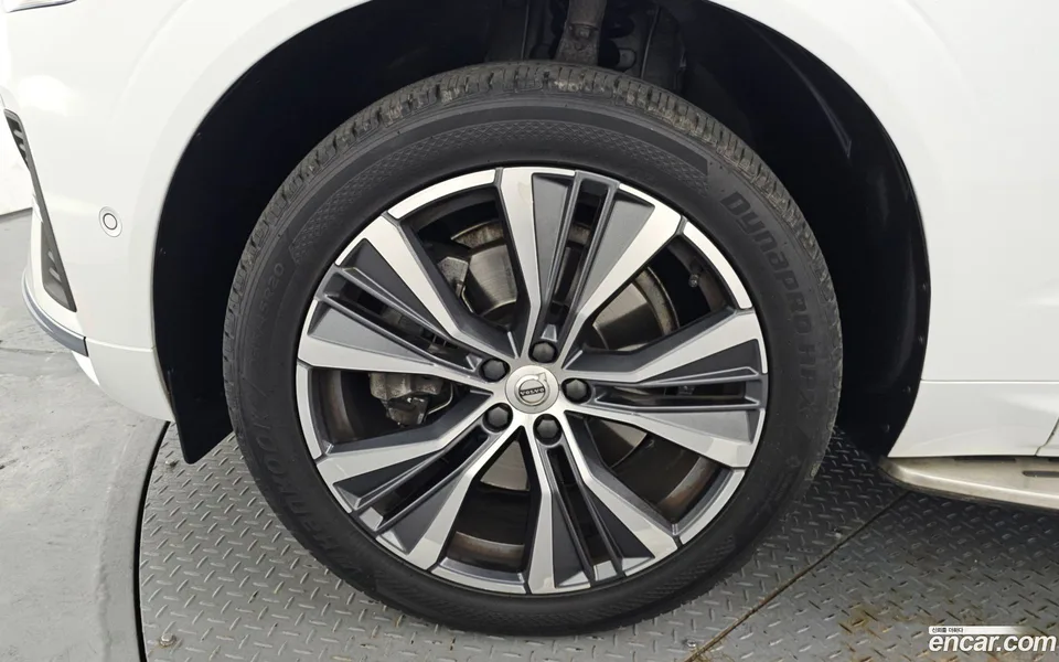Volvo XC60 B6 2022 — миниатюра 2