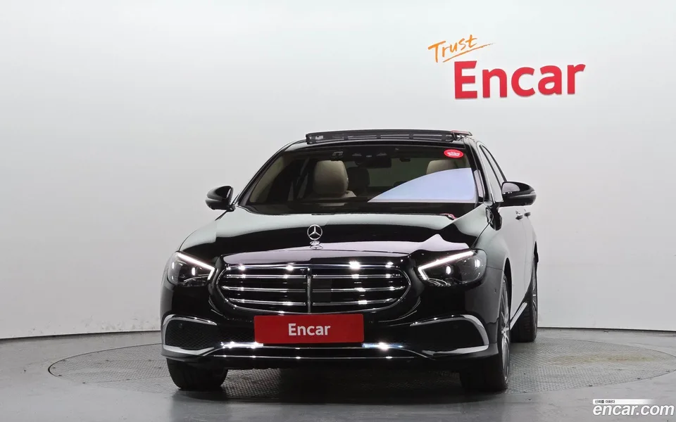 Mercedes-Benz E-Class E450 4MATIC 2023 — миниатюра 3