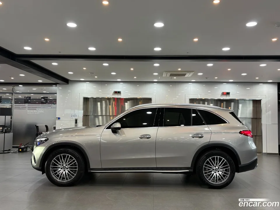 Mercedes-Benz GLC-Class GLC220 d 4MATIC 2024 — миниатюра 4