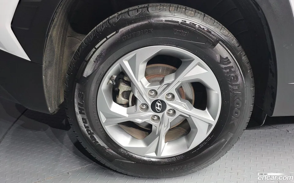 Hyundai Tucson 1.6 4WD 2023 — миниатюра 2
