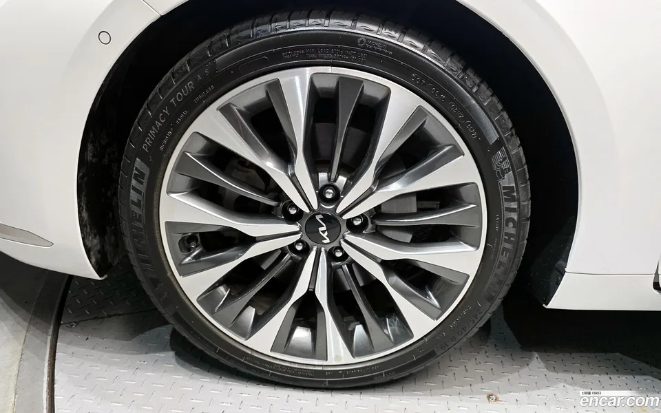 Kia K8 2.5 2WD 2023 — миниатюра 2