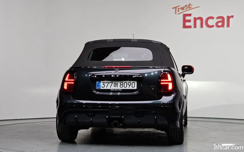 MINI Cooper S Convertible JCW 2025 — миниатюра 4