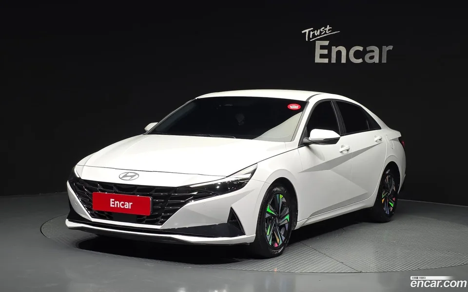 Hyundai Avante 1.6 2023 — фото 1, купить с доставкой в Москву