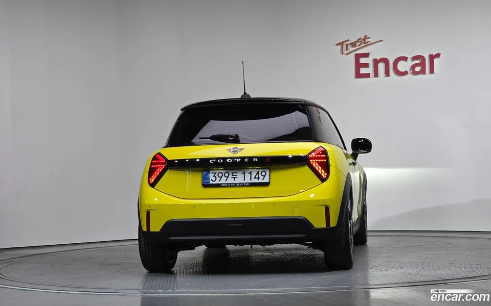 MINI Cooper S 2026 — миниатюра 4