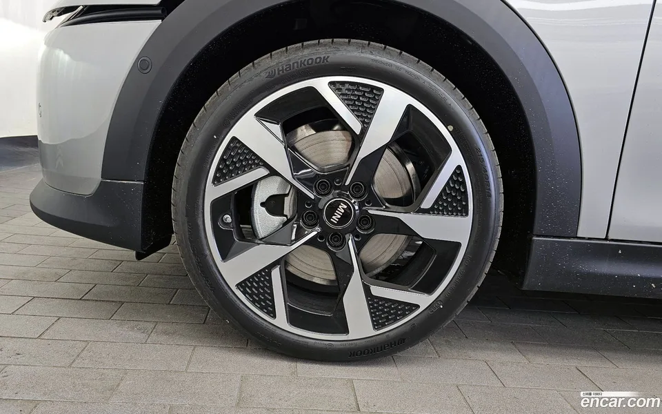 MINI Cooper S 2026 — миниатюра 2