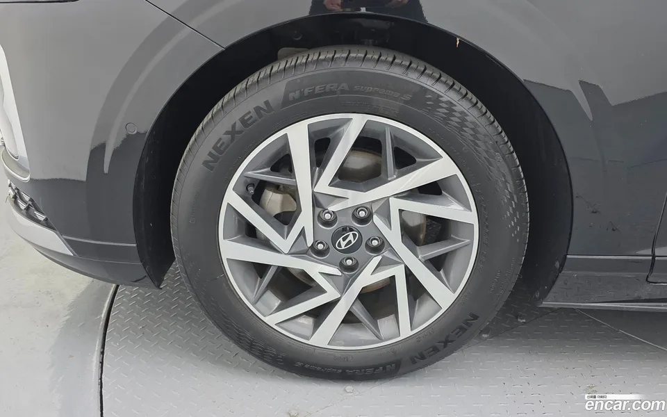 Hyundai Grandeur 2.5 2WD 2024 — миниатюра 2