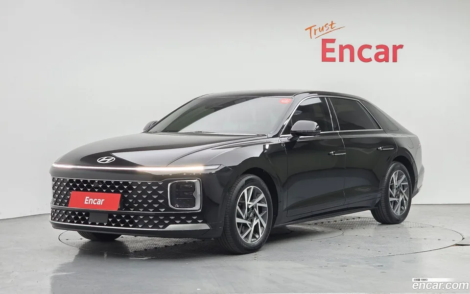 Hyundai Grandeur 2.5 2WD 2024 — фото 1, купить с доставкой в Москву