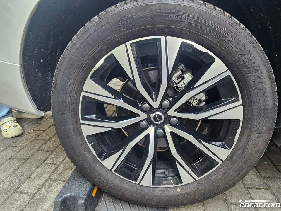 Volvo XC60 B5 2024 — миниатюра 2