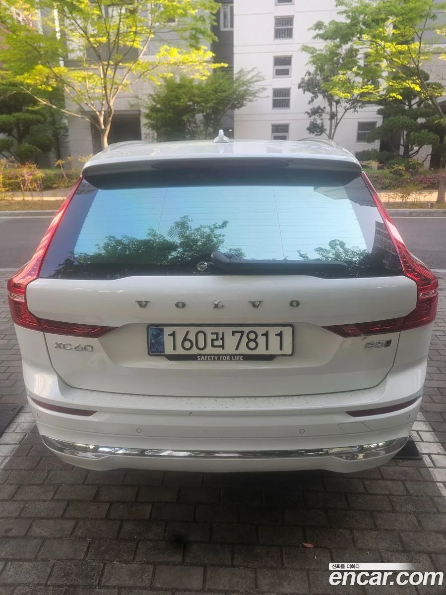 Volvo XC60 B5 2024 — миниатюра 4