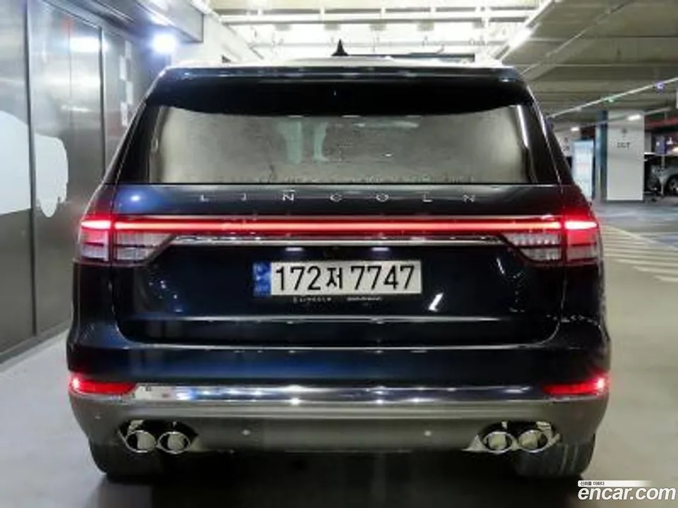 Lincoln Aviator 3.0 AWD 2023 — миниатюра 2