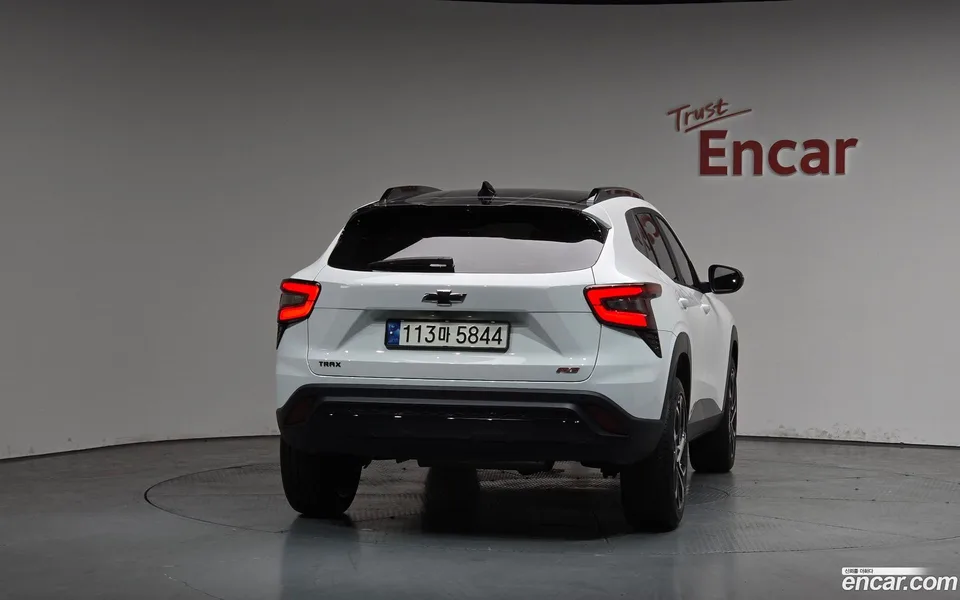 Chevrolet Trax Crossover 1.2 RS 2023 — миниатюра 4
