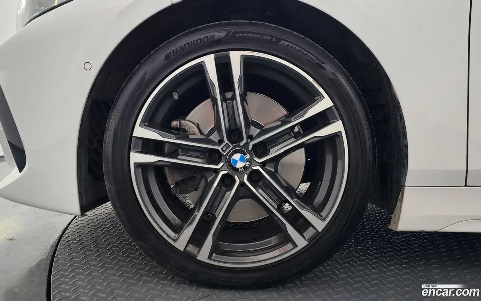 BMW 1 Series 120i M 2022 — миниатюра 5