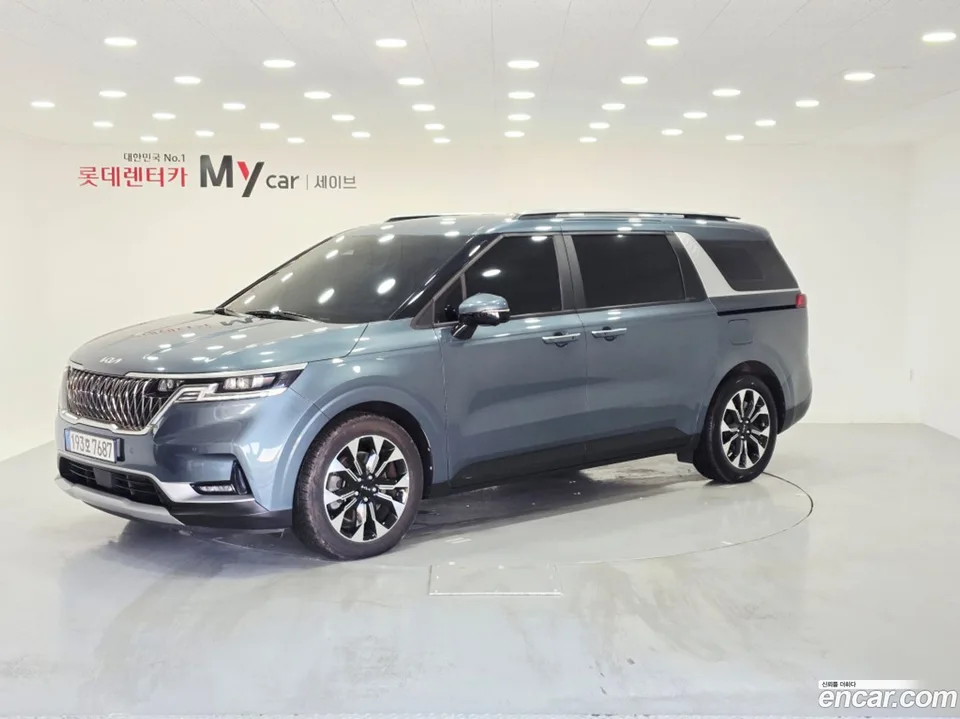 Kia Carnival 9 2022 — фото 1, купить с доставкой в Москву