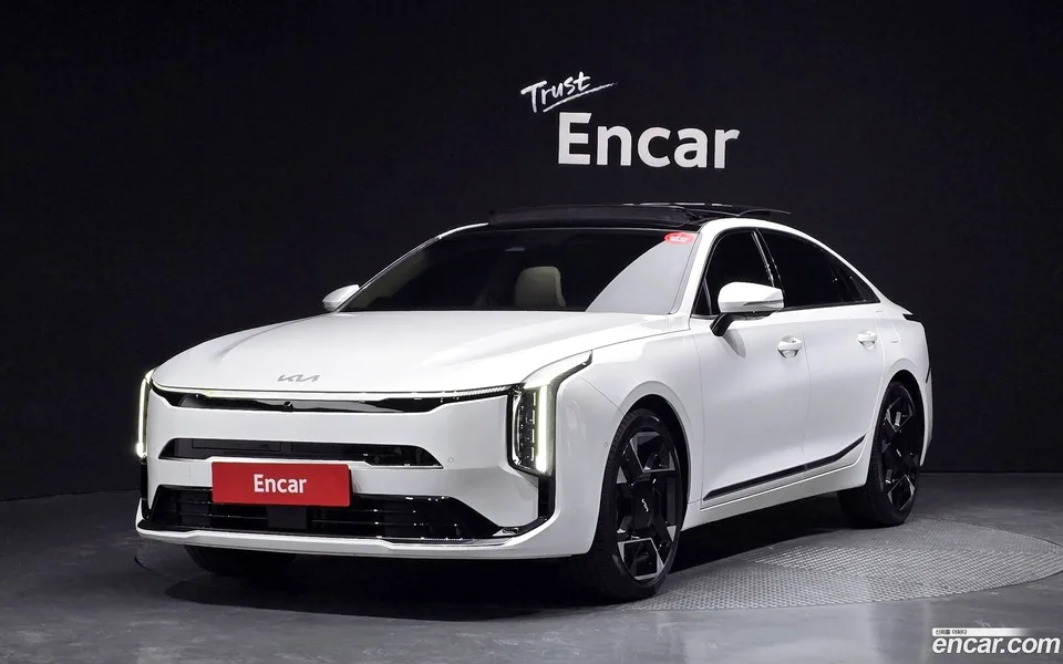 Kia K8 2.5 2WD 2025 — фото 1, купить с доставкой в Москву