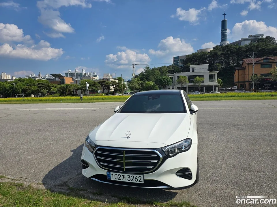 Mercedes-Benz E-Class E220d 4MATIC 2024 — фото 1, купить с доставкой в Москву
