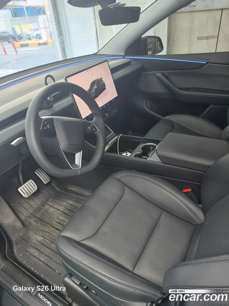 Tesla Model Y RWD 2025 — миниатюра 5