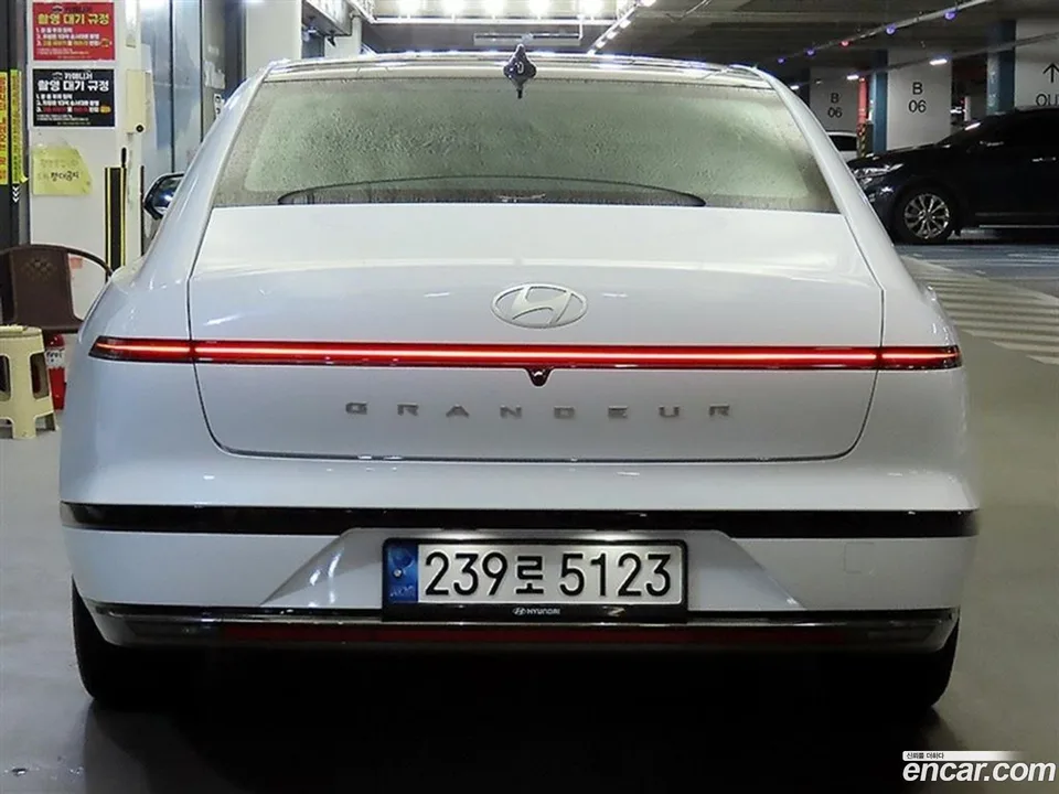 Hyundai Grandeur Hybrid 2023 — миниатюра 2